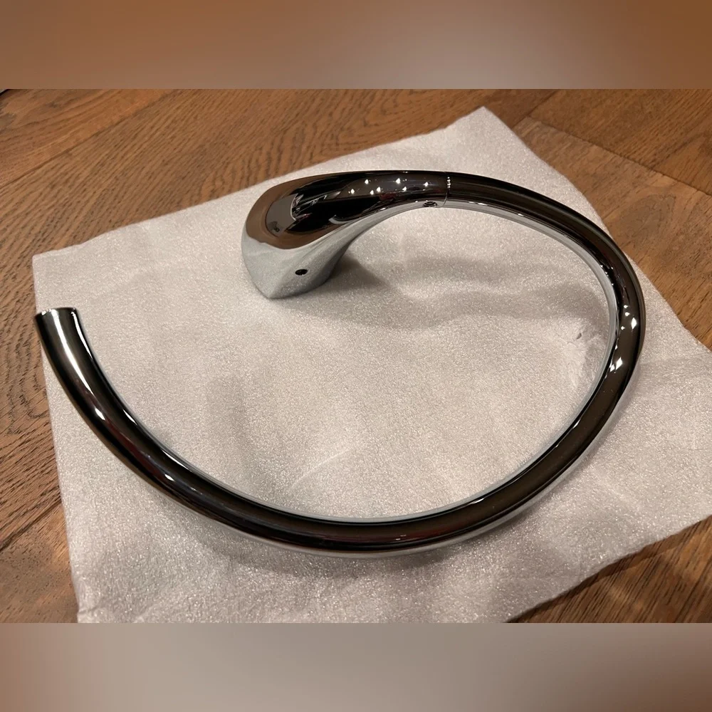 🔹Kohler Wall Mounted Towel Ring